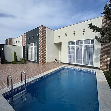 Satılır 4 otaqlı həyət evi 110 m²