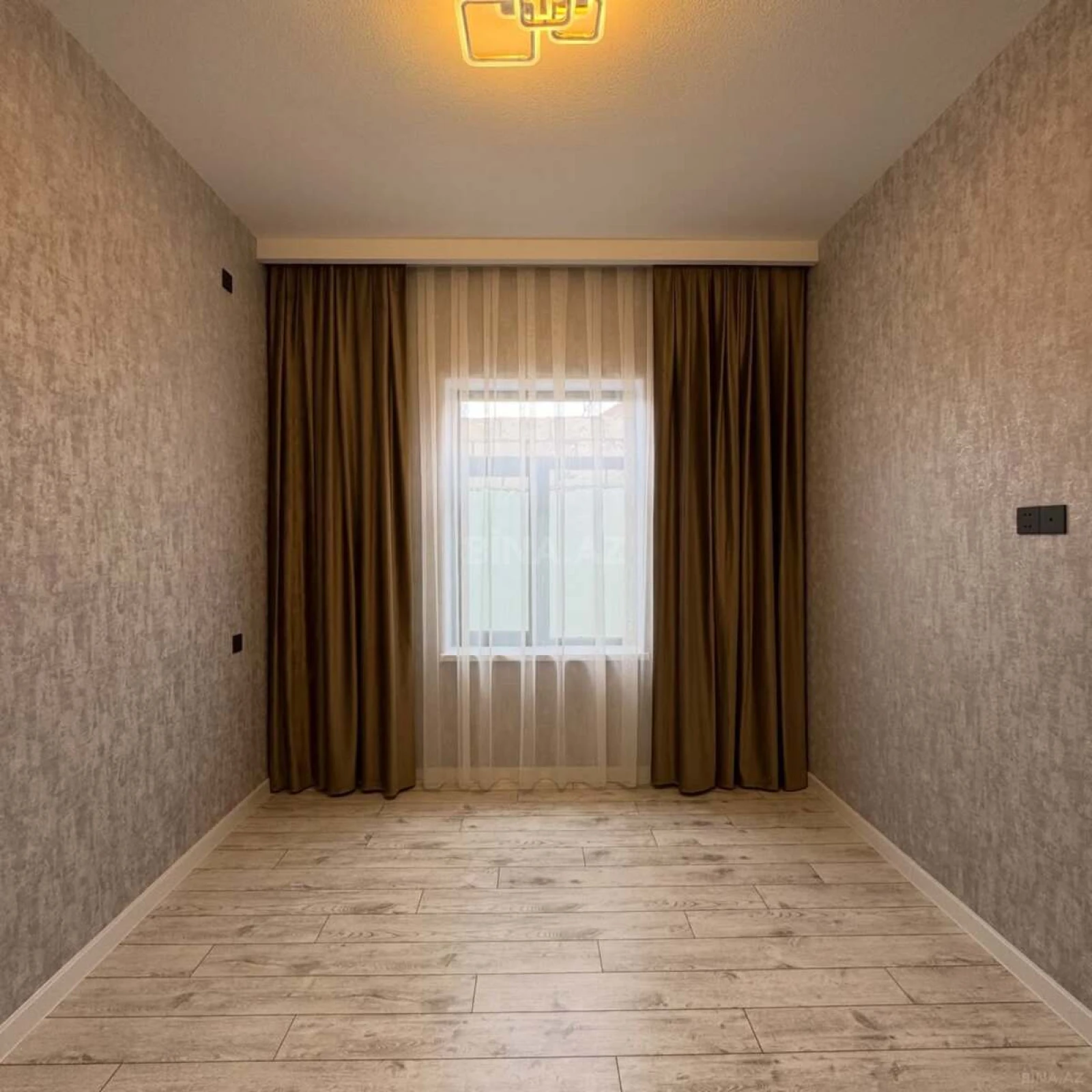 Satılır 4 otaqlı həyət evi 150 m²