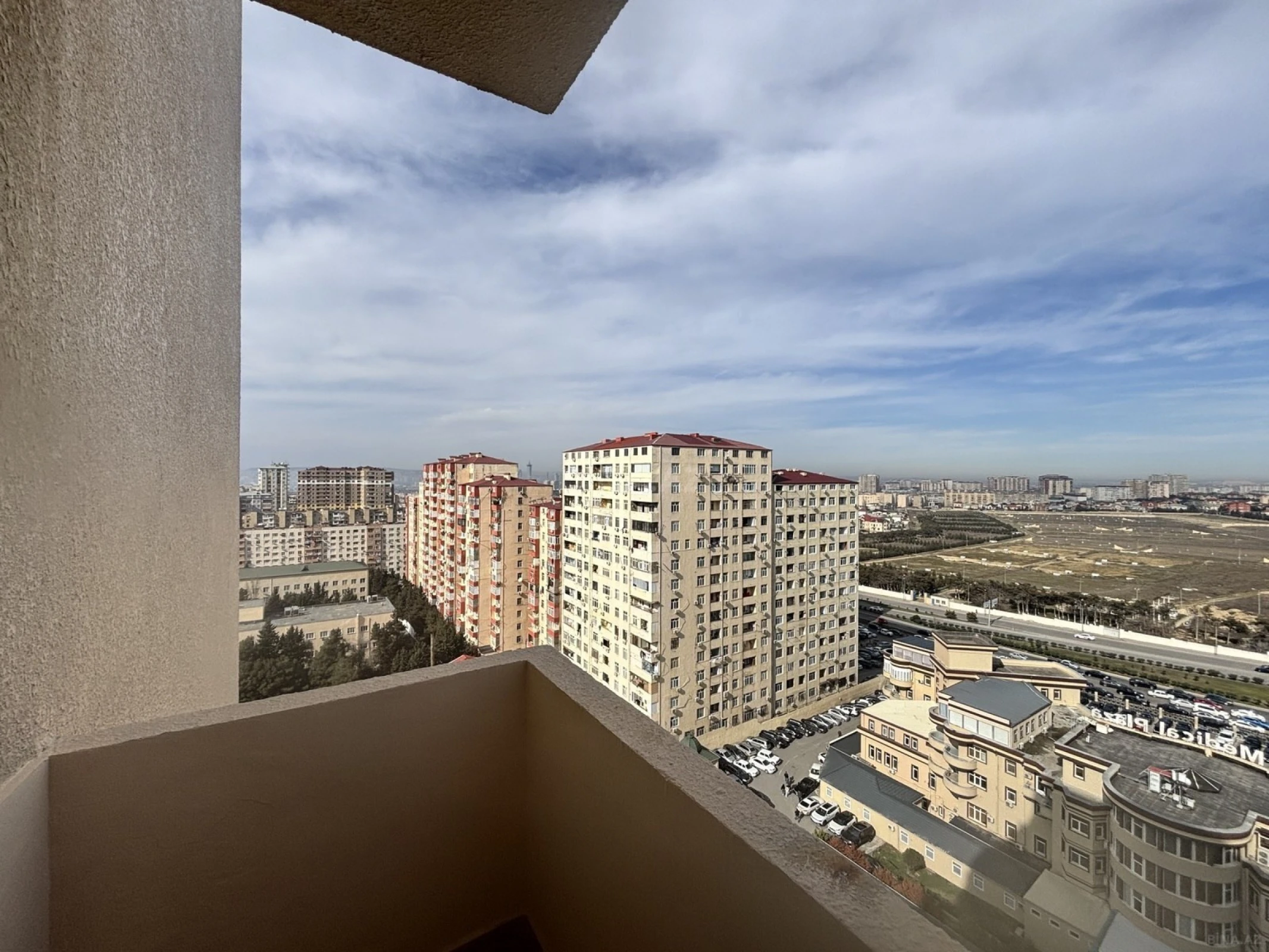Satılır 2 otaqlı mənzil 70 m²