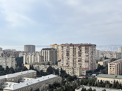 Satılır 2 otaqlı mənzil 70 m²
