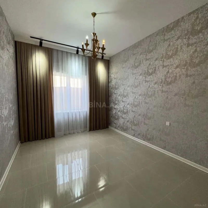 Satılır 4 otaqlı həyət evi 140 m²
