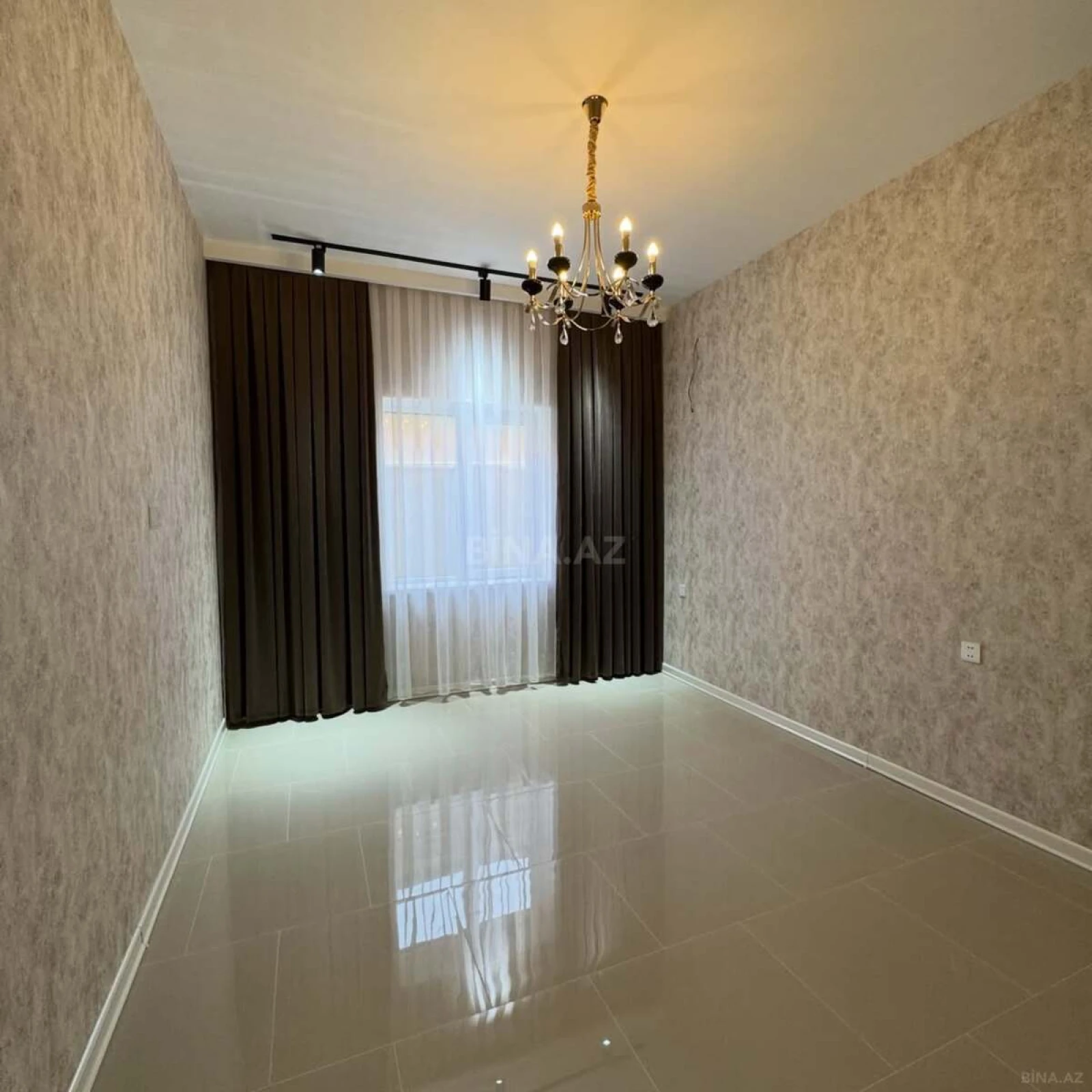 Satılır 4 otaqlı həyət evi 140 m²