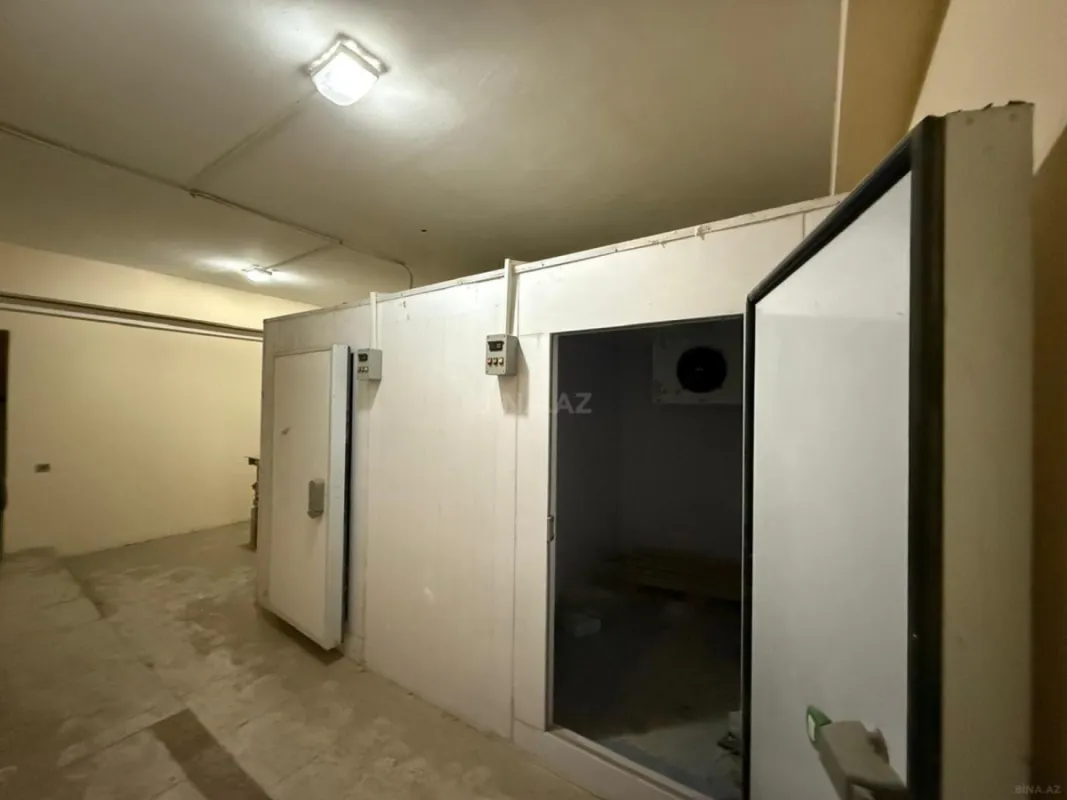 Satılır obyekt 300 m²