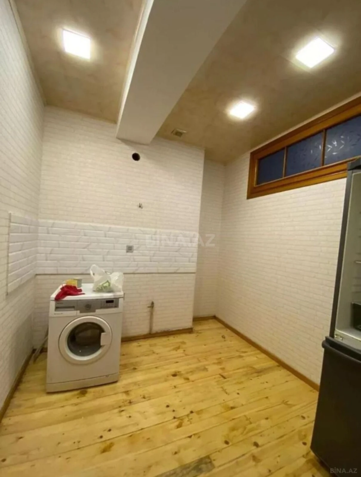 Satılır 3 otaqlı mənzil 63 m²