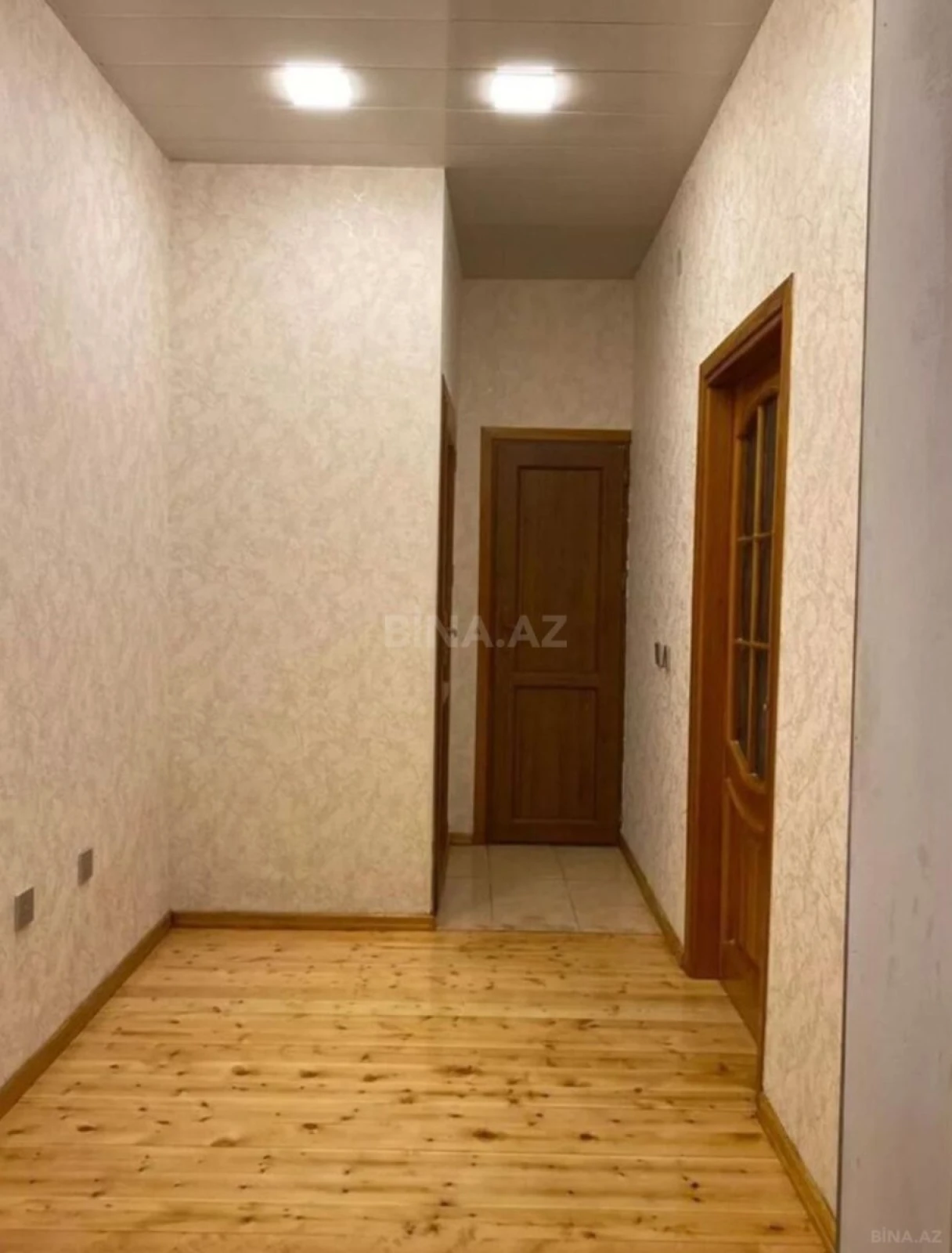 Satılır 3 otaqlı mənzil 63 m²