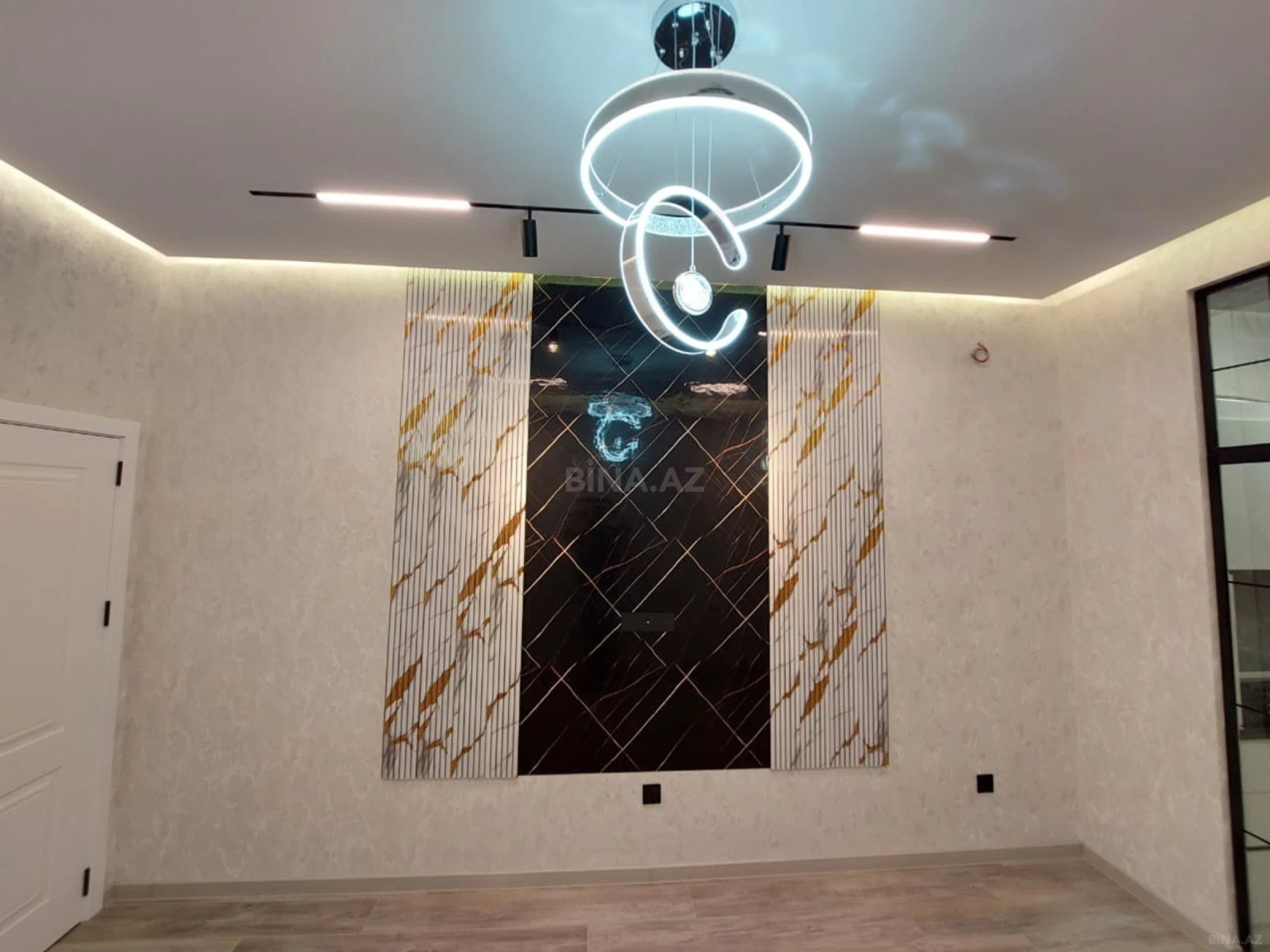 Satılır 2 otaqlı mənzil 58.5 m²