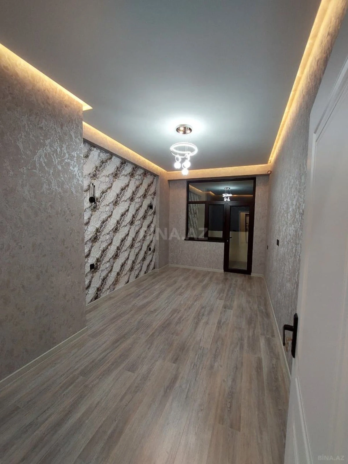 Satılır 2 otaqlı mənzil 58.5 m²