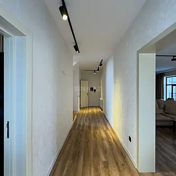 Satılır 5 otaqlı həyət evi 190 m²