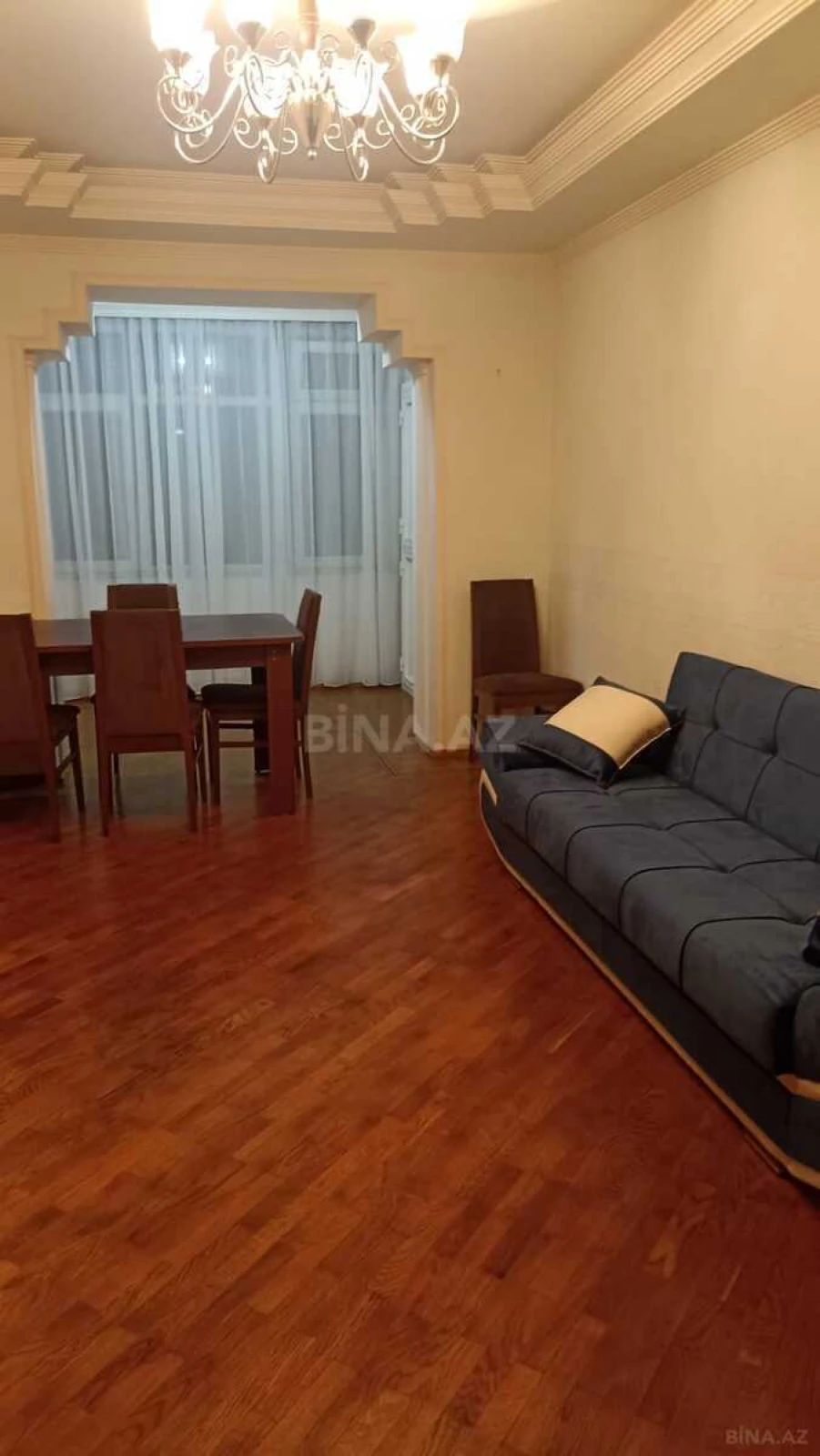Kirayə verilir 2 otaqlı mənzil 65 m²