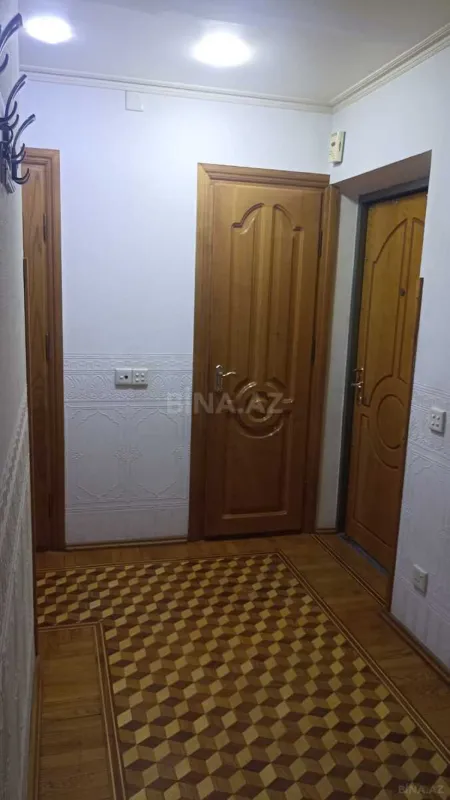 Kirayə verilir 2 otaqlı mənzil 65 m²