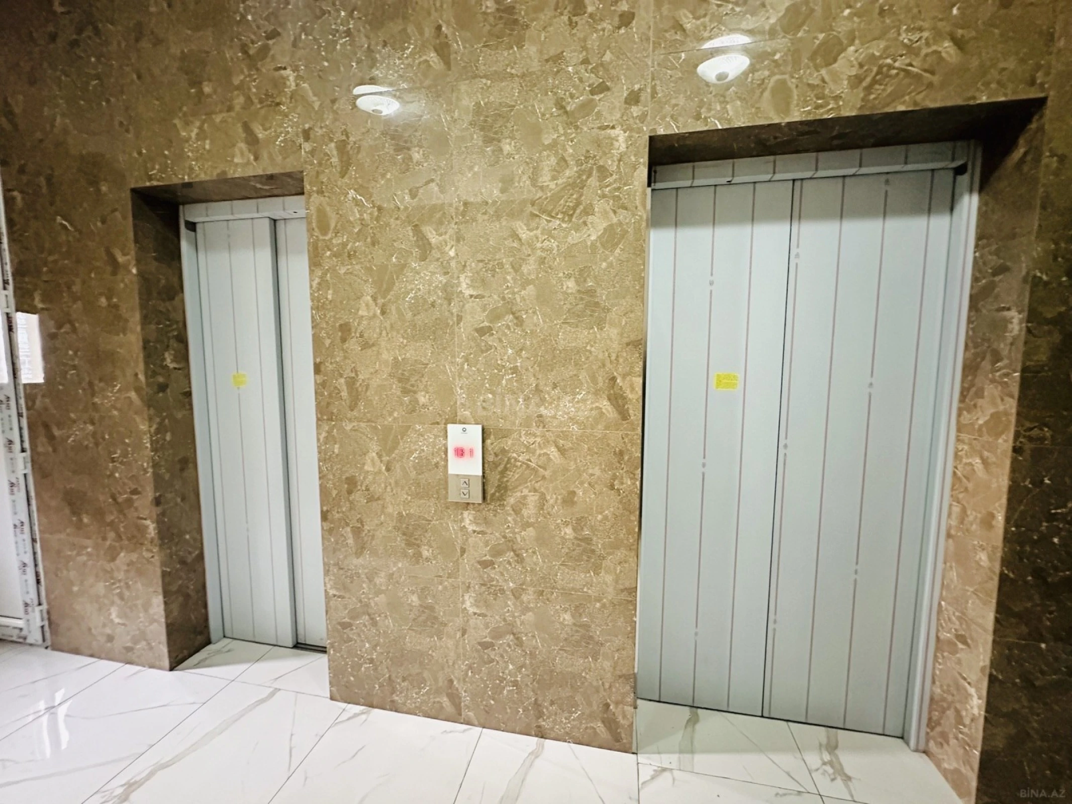 Satılır 2 otaqlı mənzil 58 m²