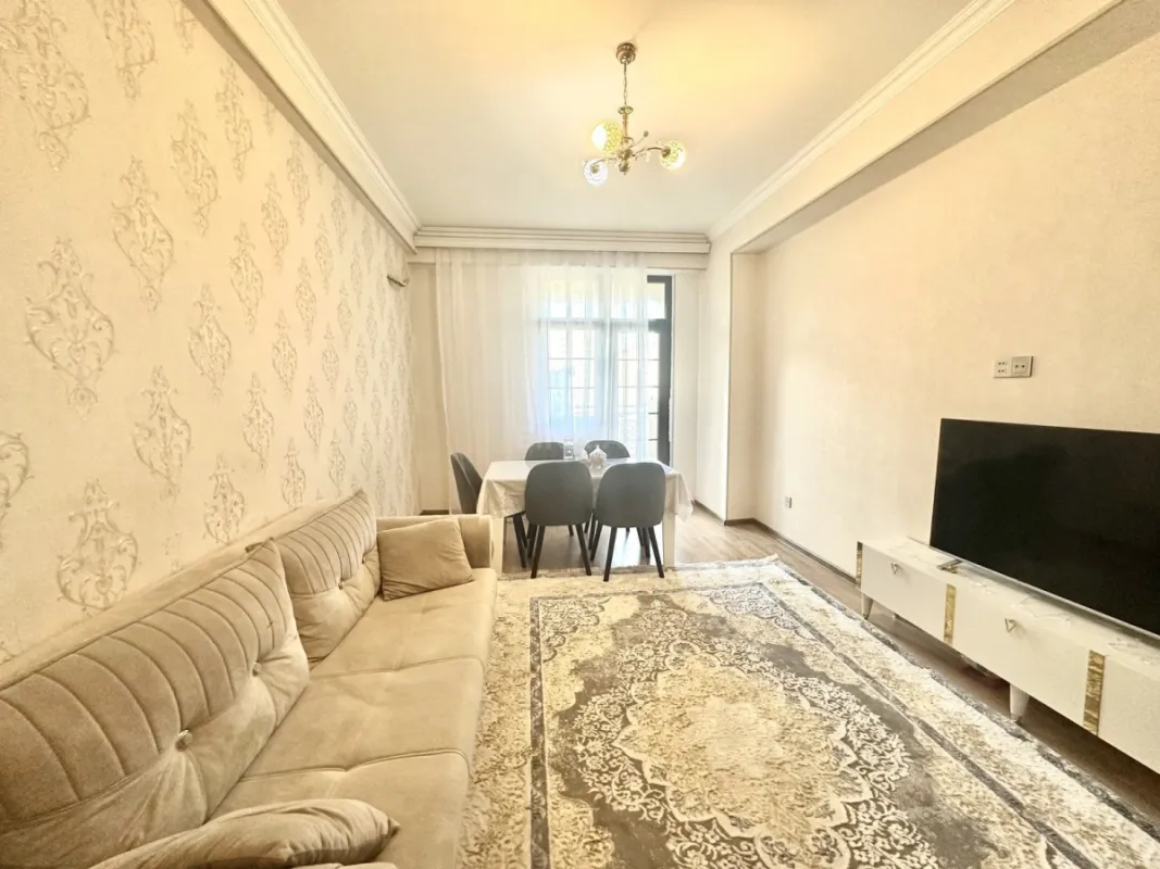 Satılır 2 otaqlı mənzil 58 m²
