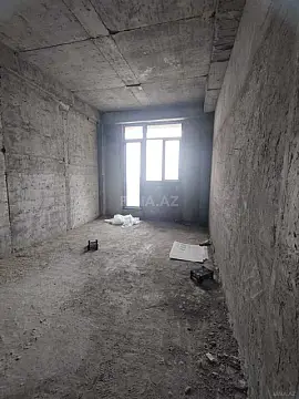 Satılır 6 otaqlı mənzil 396 m²