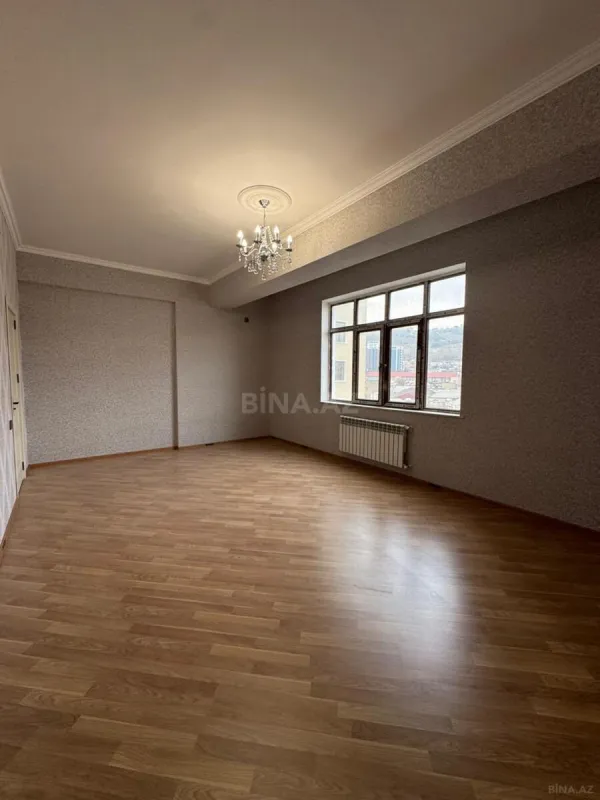 Satılır 2 otaqlı mənzil 79 m²