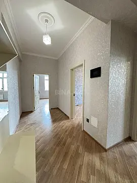 Satılır 2 otaqlı mənzil 79 m²
