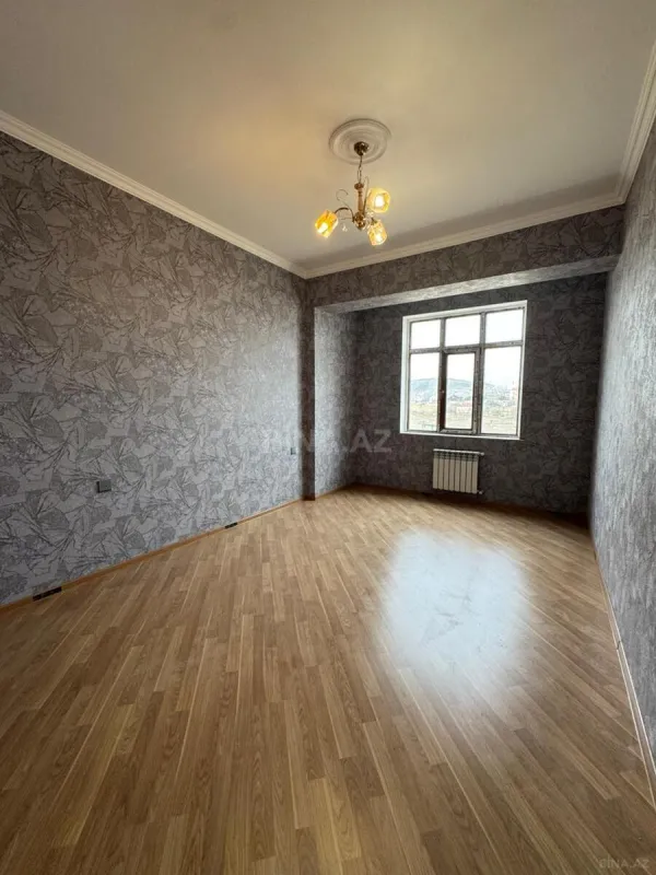 Satılır 2 otaqlı mənzil 79 m²