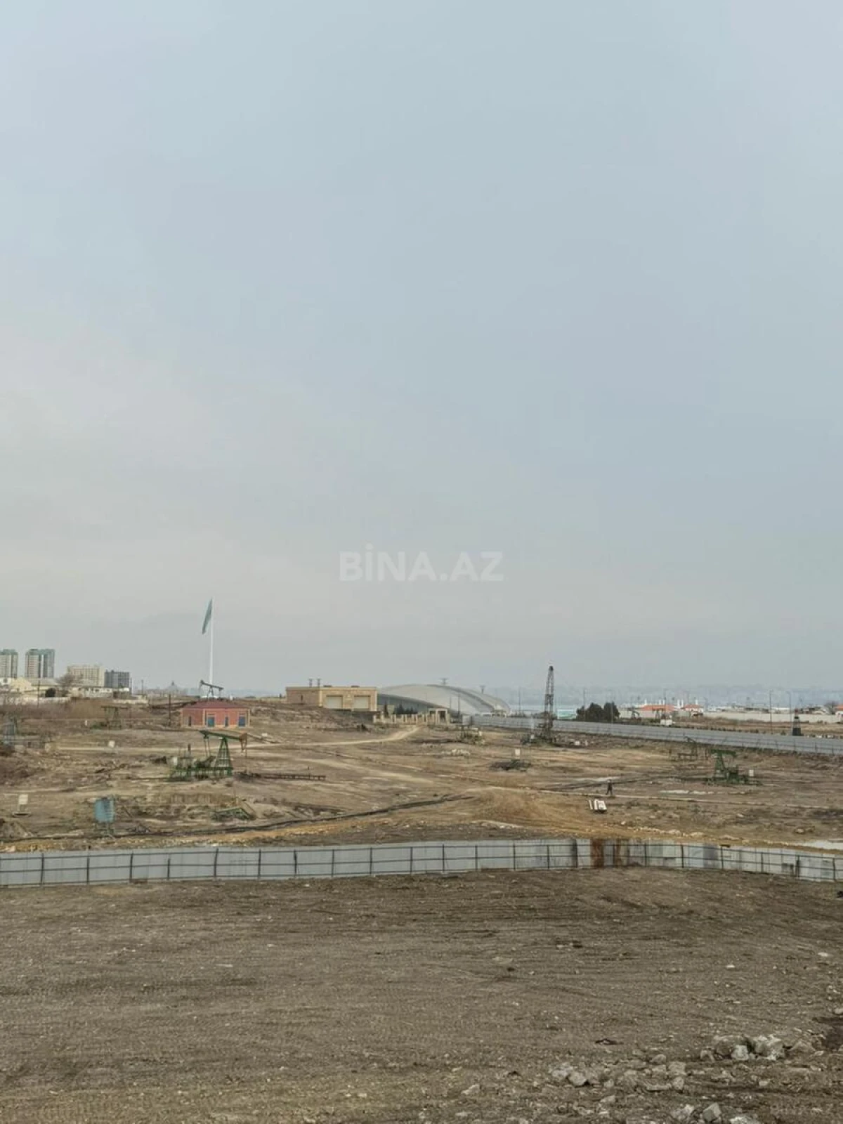 Satılır 2 otaqlı mənzil 79 m²