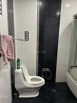 Satılır 4 otaqlı mənzil 175 m²