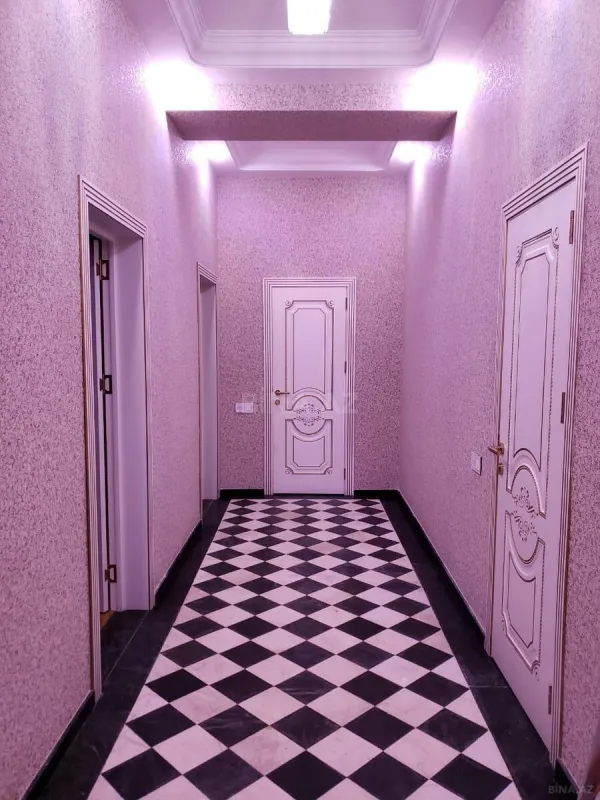 Kirayə verilir 3 otaqlı mənzil 130 m²