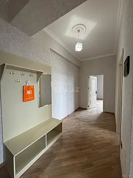 Satılır 2 otaqlı mənzil 79 m²