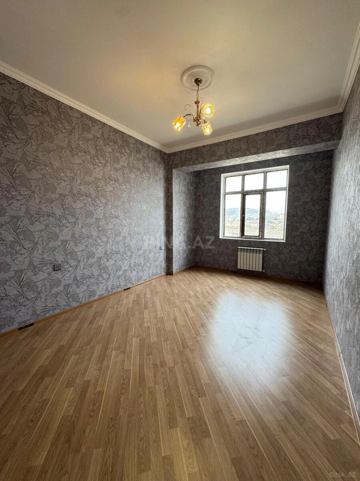 Satılır 2 otaqlı mənzil 79 m²