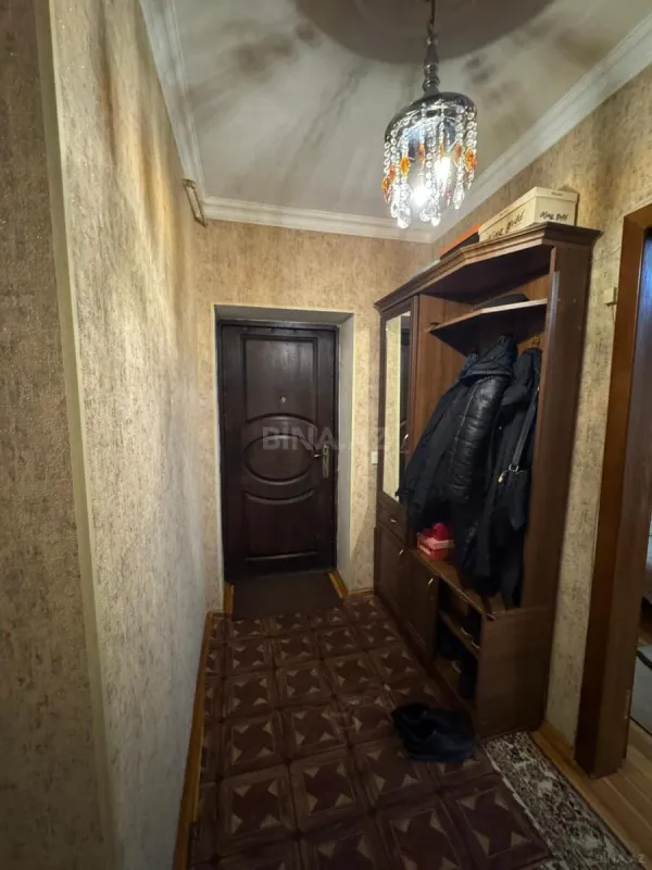 Satılır 4 otaqlı mənzil 85 m²