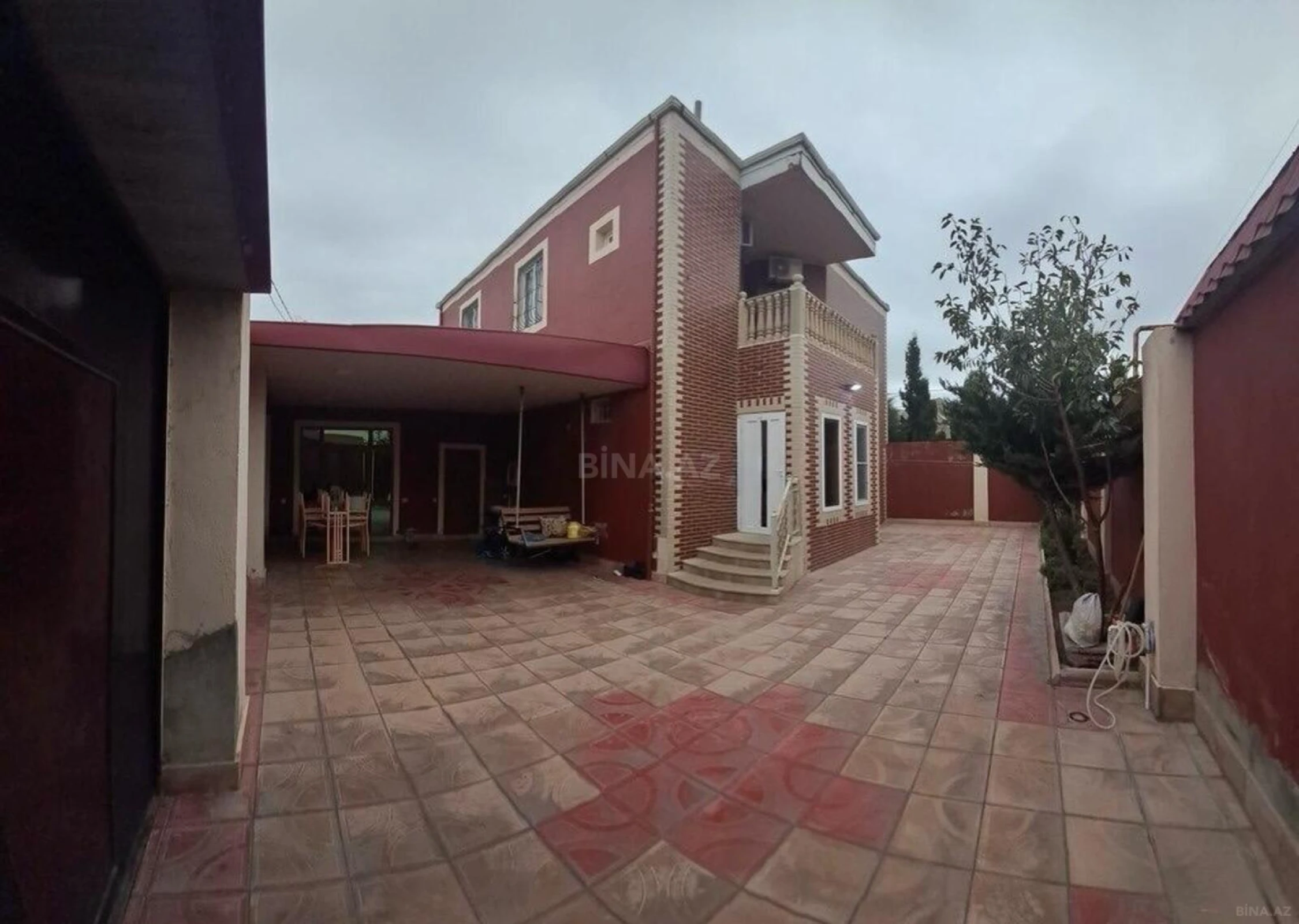 Satılır 5 otaqlı həyət evi 115 m²