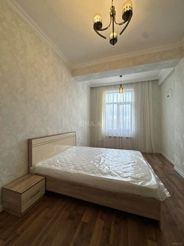 Kirayə verilir 2 otaqlı mənzil 80 m²