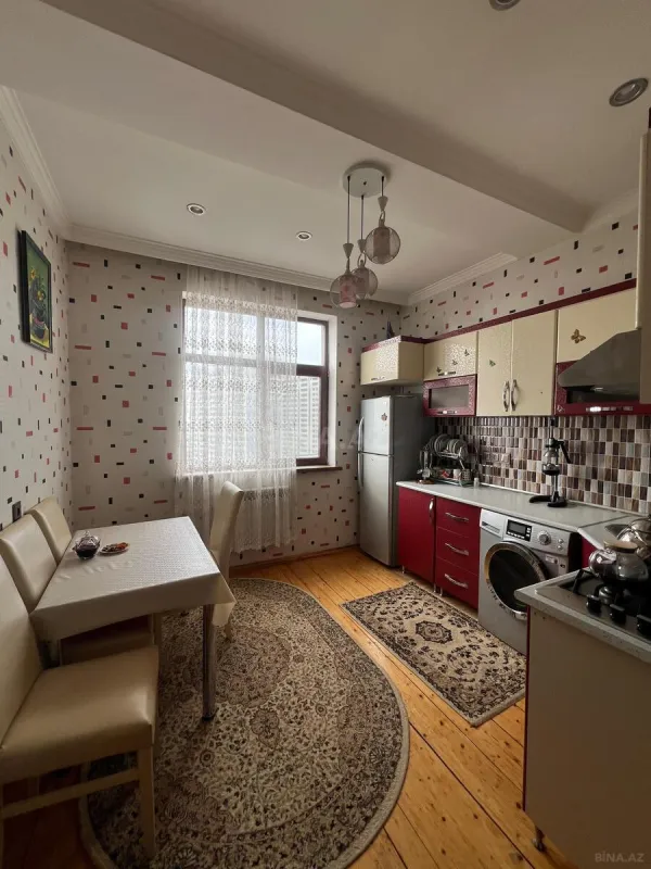 Satılır 2 otaqlı mənzil 80 m²