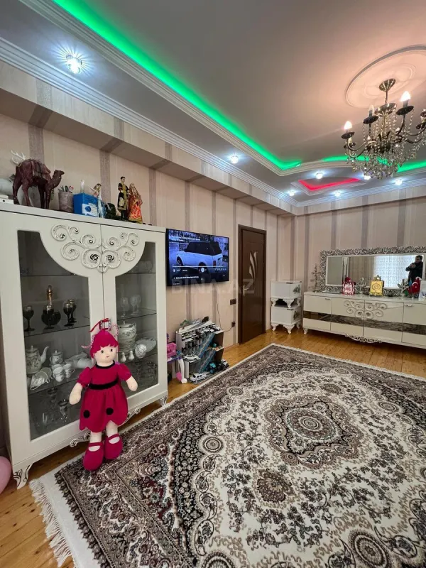 Satılır 2 otaqlı mənzil 80 m²