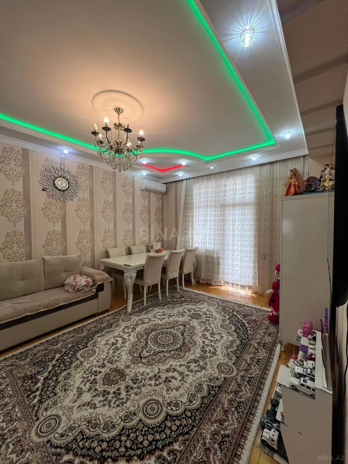 Satılır 2 otaqlı mənzil 80 m²