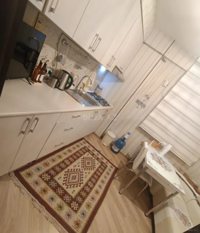 Satılır 2 otaqlı mənzil 81 m²