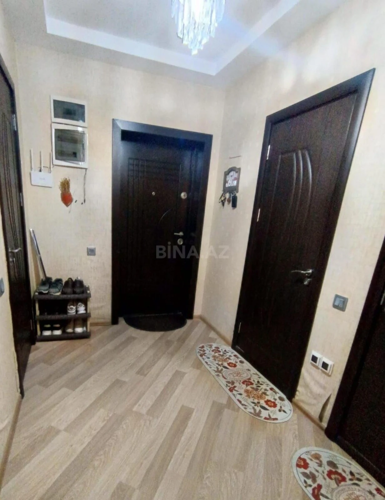 Satılır 2 otaqlı mənzil 81 m²