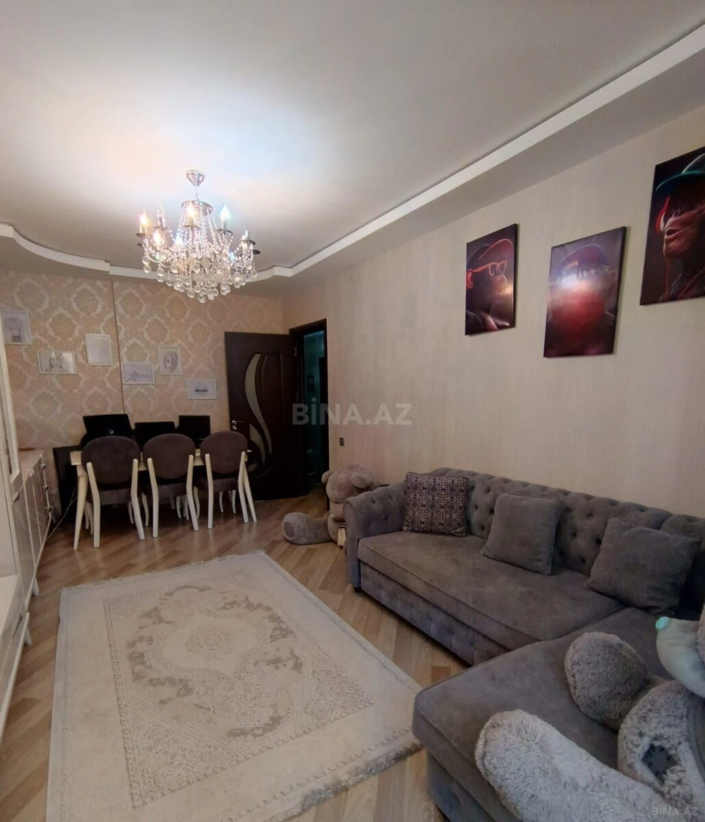 Satılır 2 otaqlı mənzil 81 m²