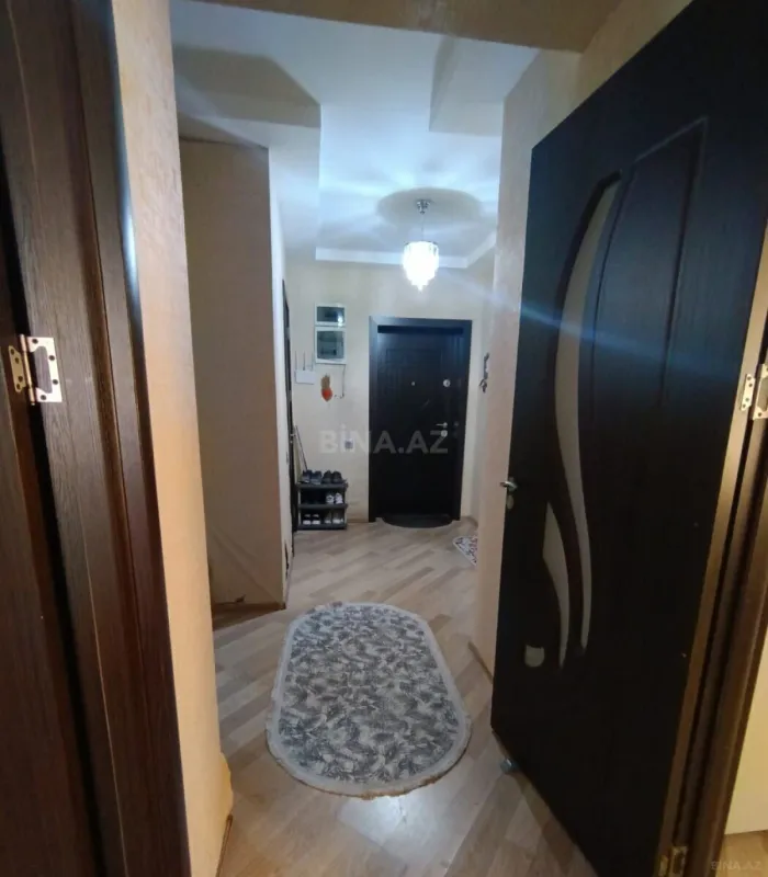 Satılır 2 otaqlı mənzil 81 m²