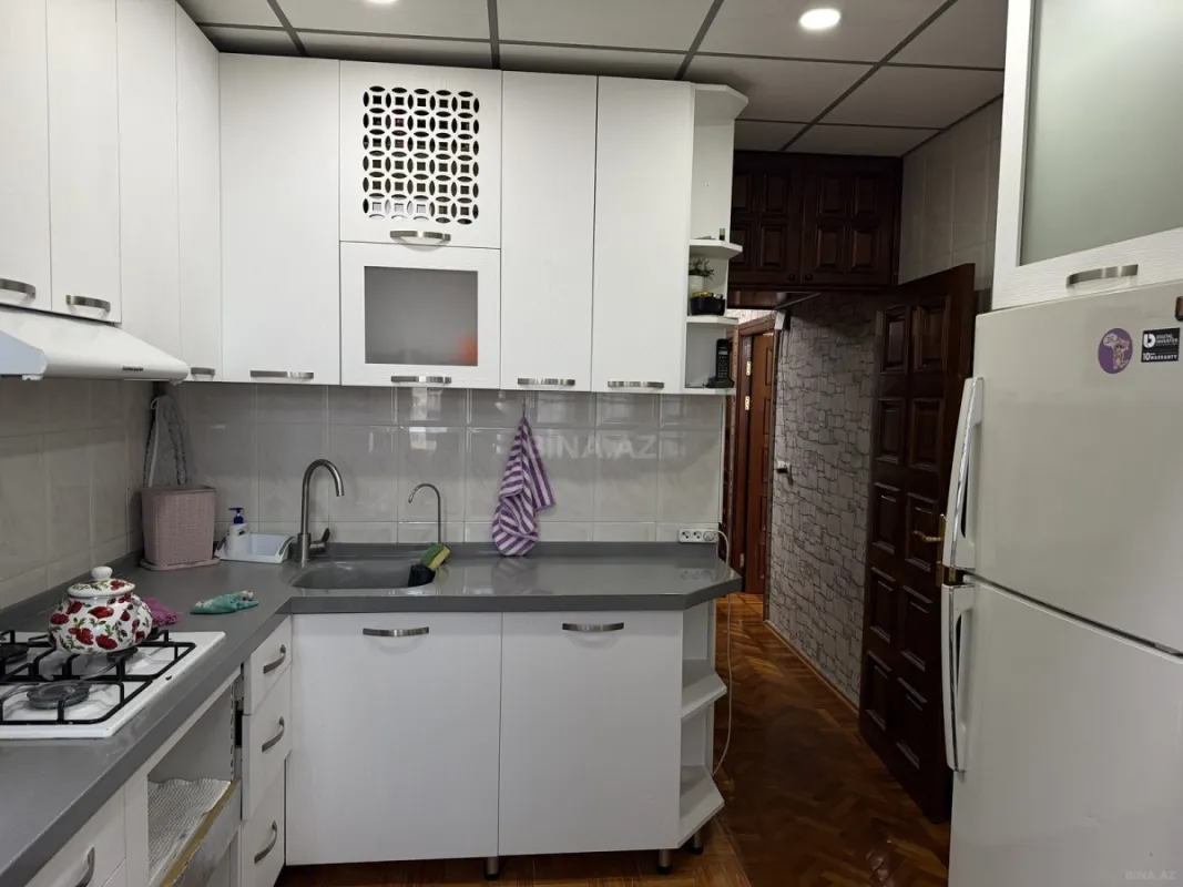 Kirayə verilir 2 otaqlı mənzil 65 m²