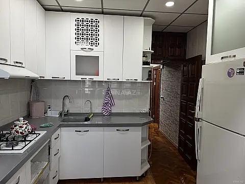 Kirayə verilir 2 otaqlı mənzil 65 m²