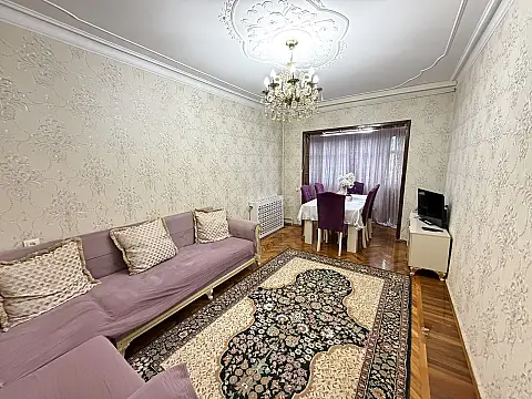 Kirayə verilir 2 otaqlı mənzil 65 m²