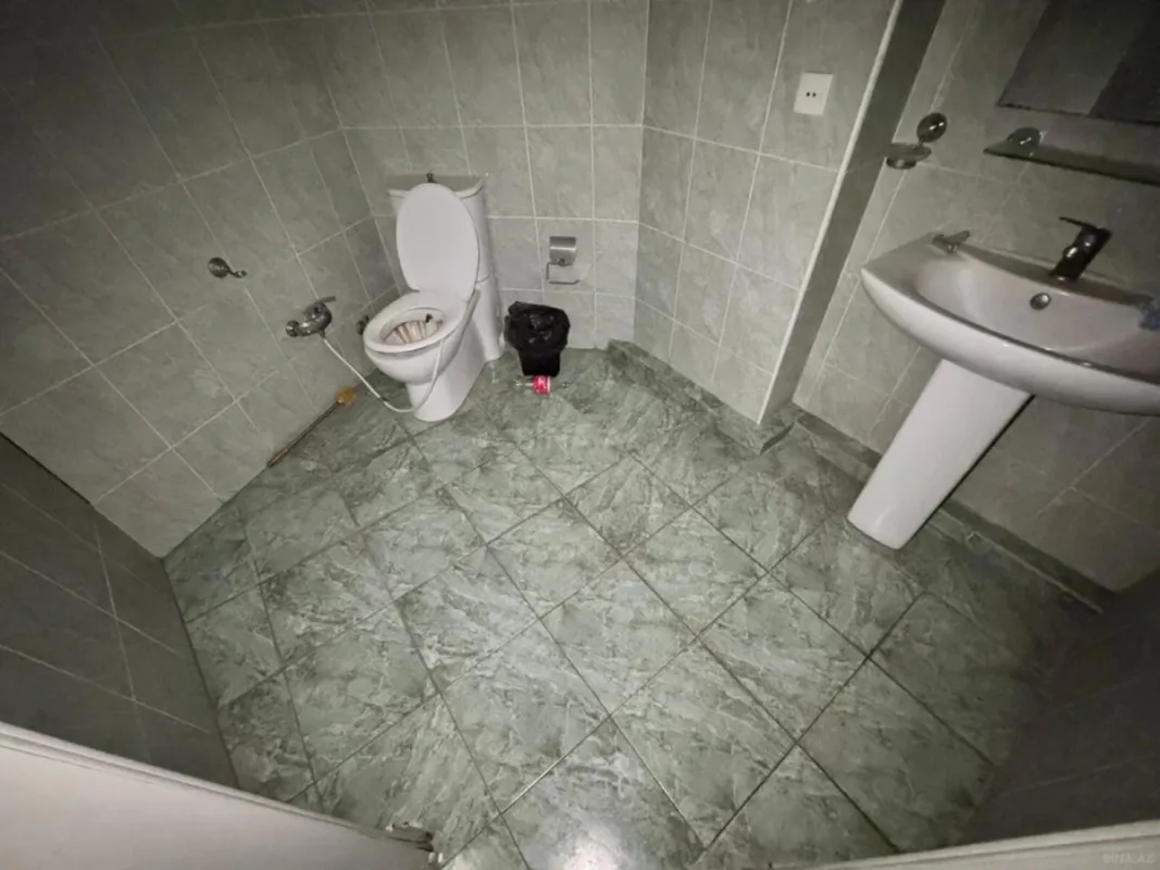 Kirayə verilir 6 otaqlı ofis 320 m²