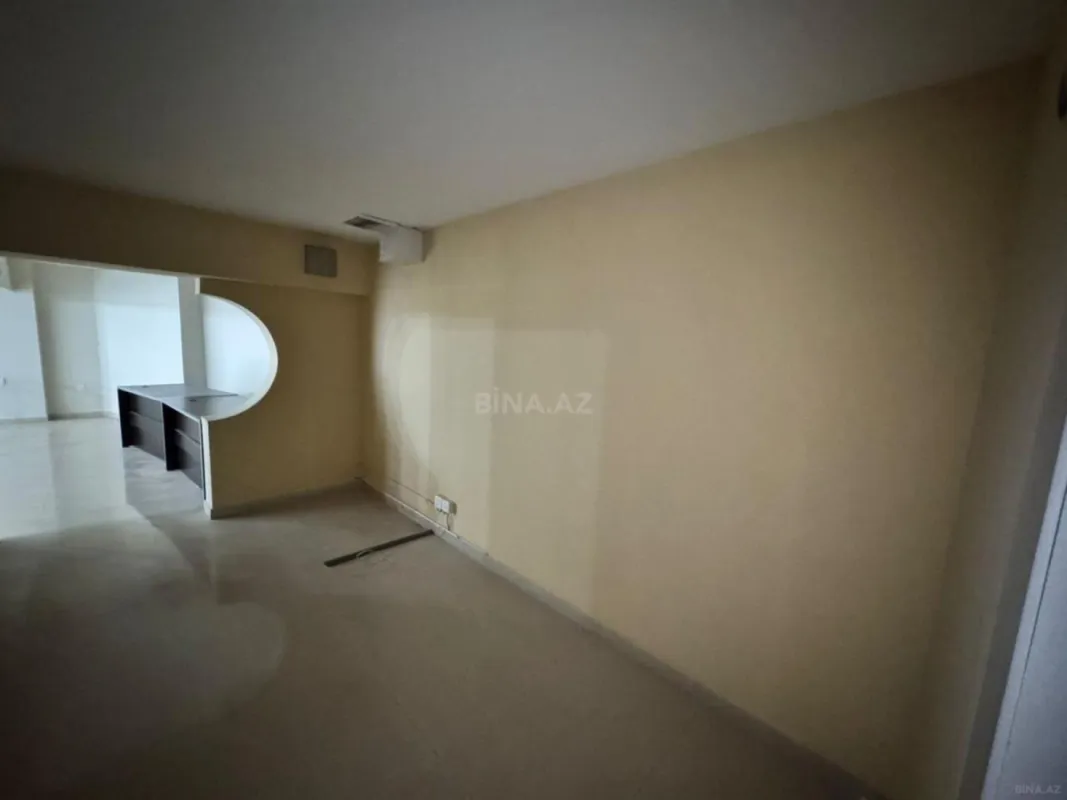 Kirayə verilir 6 otaqlı ofis 320 m²