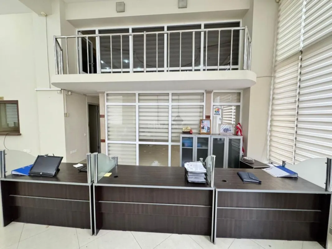 Kirayə verilir 6 otaqlı ofis 320 m²