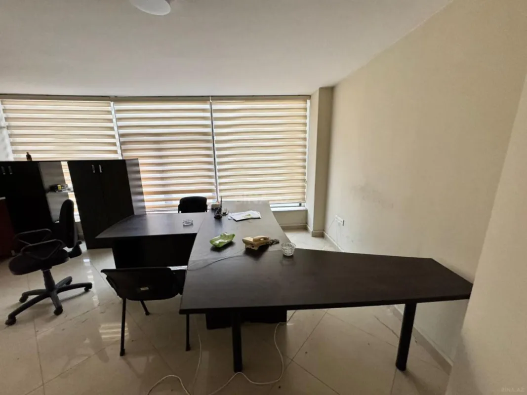 Kirayə verilir 6 otaqlı ofis 320 m²