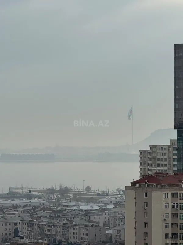 Satılır 2 otaqlı mənzil 66 m²