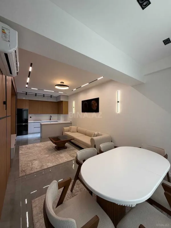 Satılır 2 otaqlı mənzil 66 m²