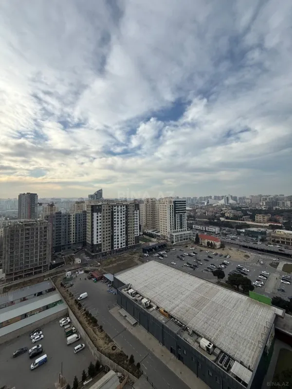 Satılır 2 otaqlı mənzil 66 m²