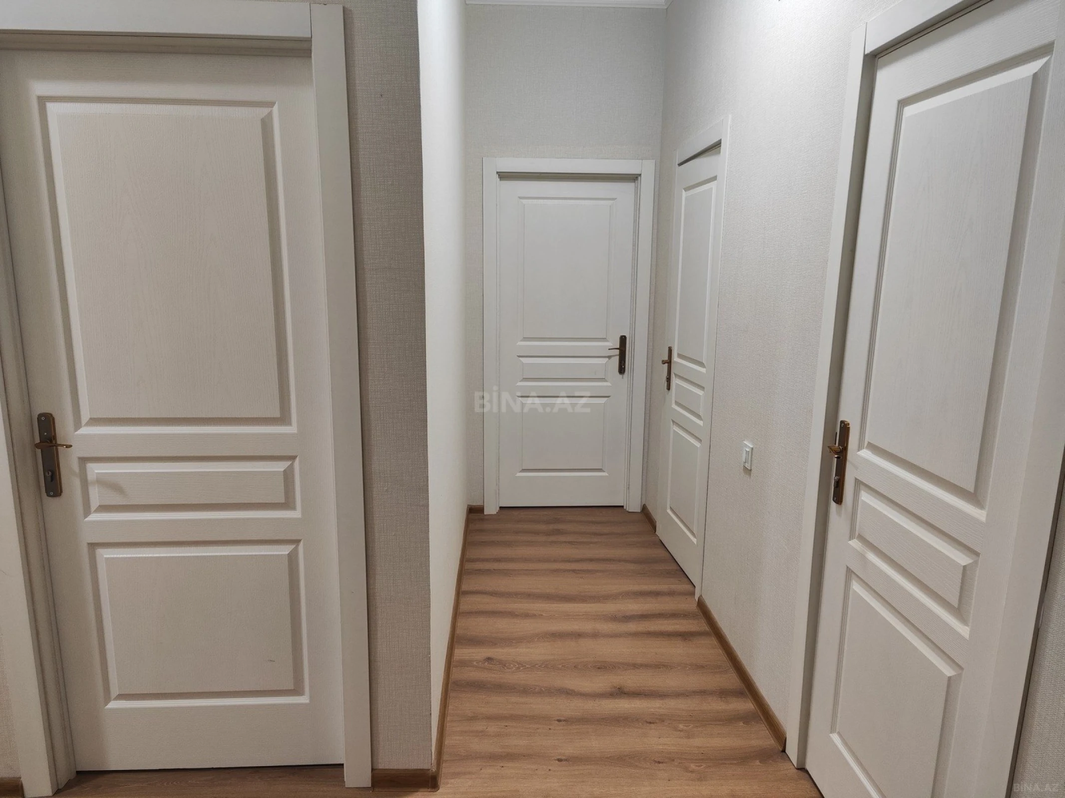 Kirayə verilir 3 otaqlı mənzil 85 m²