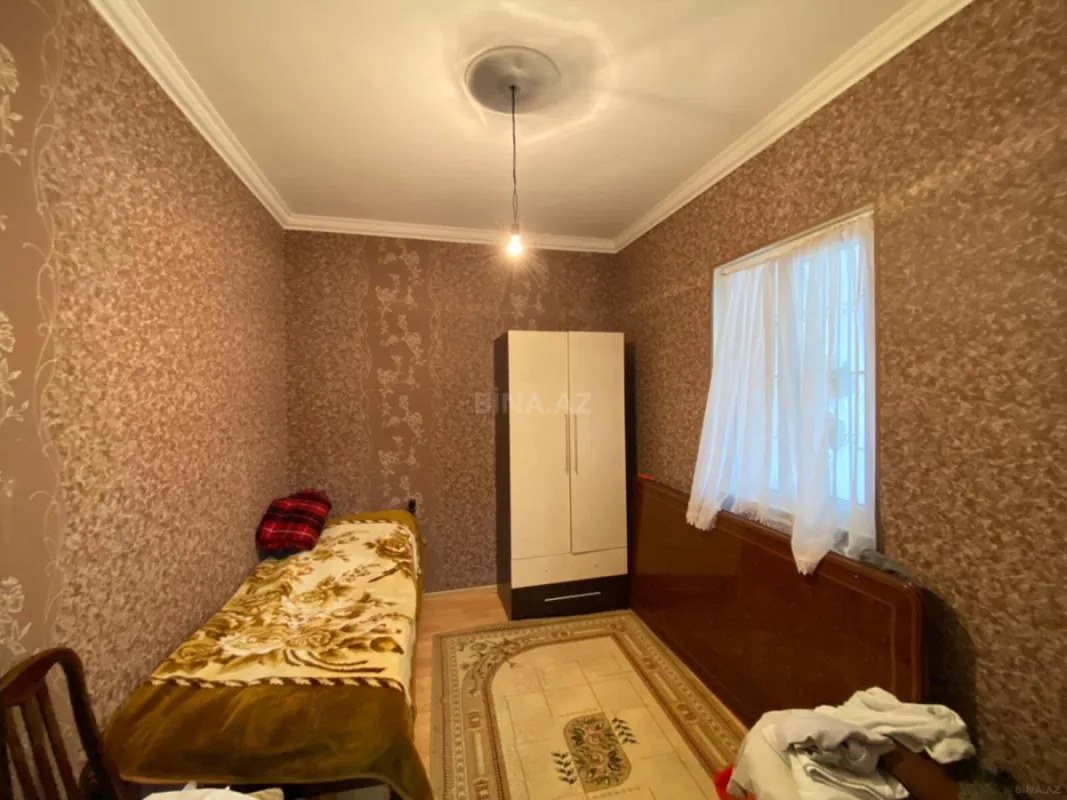Satılır 6 otaqlı həyət evi 200 m²