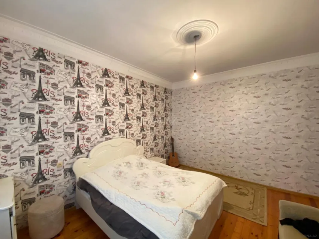 Satılır 6 otaqlı həyət evi 200 m²