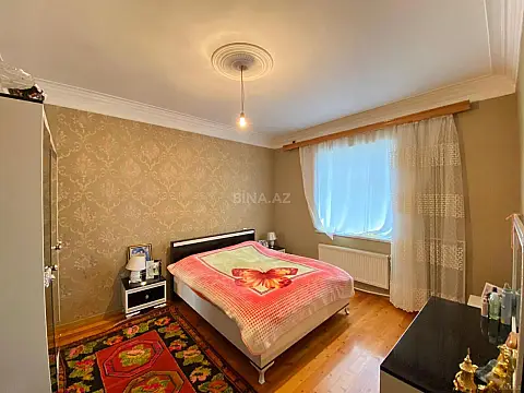 Satılır 6 otaqlı həyət evi 200 m²