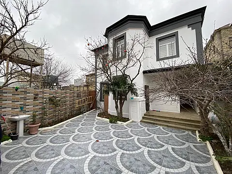 Satılır 6 otaqlı həyət evi 200 m² — Bakı, Badamdar 6 otaq 200.00 m²